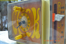 画像をギャラリービューアに読み込む, SOLD! - July 31, 2018 - GROOVY Retro Solid State 1970&#39;s General Electric C3300A AM Clock Radio Alarm Works! - [product_type} - General Electric - Retro Radio Farm
