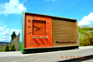 SOLD! - May 28, 2014 - BEAUTIFUL GREEN AND COPPER Retro Jetsons 1950's Stromberg Carlson C-5 Tube AM Clock Radio WORKS!
