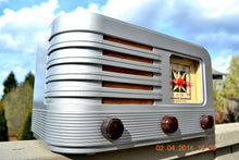 Charger l&#39;image dans la galerie, SOLD! - June 10, 2014 - BEAUTIFUL Rare Art Deco Retro 1941 Stromberg Carlson 500H AM Tube Radio Works! Wow! - [product_type} - Stromberg Carlson - Retro Radio Farm