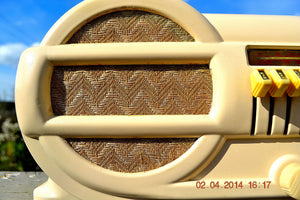 SOLD! - June 2, 2014 - BEAUTIFUL Art Deco 1939 Rabbit Belmont 519 Bakelite AM Tube Radio Works! - [product_type} - Belmont - Retro Radio Farm