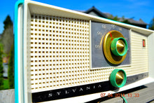 Charger l&#39;image dans la galerie, SOLD! - April 22, 2014 - SEAFOAM GREEN Atomic Age Vintage 1959 Sylvania Z6F17 Tube FM Radio WORKS! - [product_type} - Sylvania - Retro Radio Farm