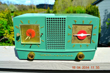 Charger l&#39;image dans la galerie, SOLD! - Dec 30, 2014 - GUMBY GREEN Retro Jetsons 1955 Westinghouse H-385T5 Tube AM Clock Radio WORKS! - [product_type} - Westinghouse - Retro Radio Farm