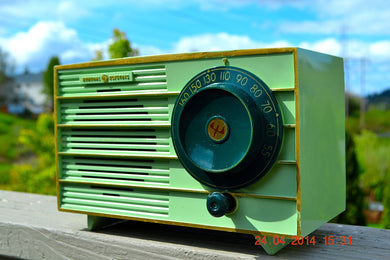 SOLD! - July 11, 2014 - PISTACHIO GREEN Retro Vintage 1957 General Electric 457S AM Tube Radio WORKS!