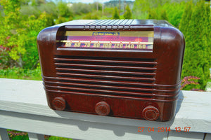 SOLD! - May 25 2014 - BEAUTIFUL PRISTINE Rare Art Deco Retro 1940 RCA Victor 15X AM Tube Radio Works! Wow! - [product_type} - RCA Victor - Retro Radio Farm