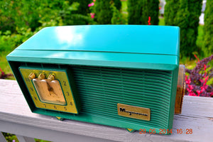 SOLD! - July 28, 2014 - KELLY GREEN Retro Space Age 1959 Magnavox AM20 Tube AM Clock Radio WORKS! - [product_type} - Magnavox - Retro Radio Farm