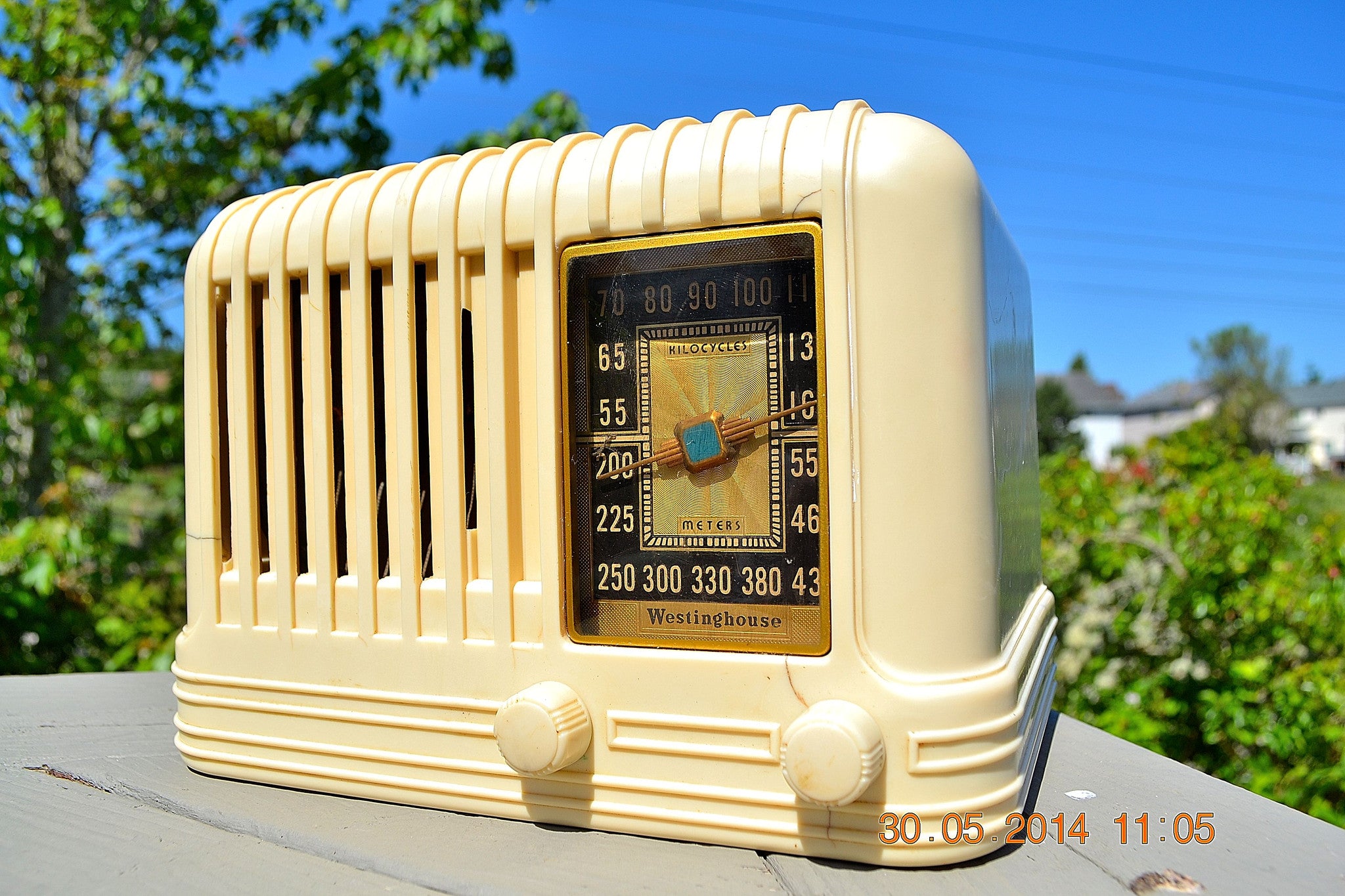 SOLD! - Oct 17, 2014 - BEAUTIFUL Art Deco 1940 Westinghouse WR-176