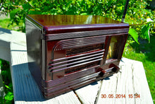 Load image into Gallery viewer, SOLD! - July 01, 2014 - BEAUTIFUL Deco Retro 1938 Packard-Bell 5A Kompak AM Bakelite Tube Radio Works! - [product_type} - Packard-Bell - Retro Radio Farm