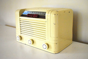 Vanilla Ivory Vintage 1946 Delco Model R1236 AM Vacuum Tube Radio Sounds Great!