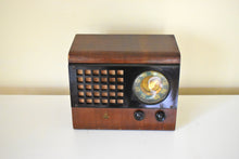 Load image into Gallery viewer, Post War Original Wood Cabinet 1946 Emerson Model 510 AM Vacuum Tube Radio Sounds Marvelous!