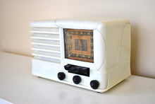 Load image into Gallery viewer, Carrera Gioia White 1939 Emerson Model CY269 AM Shortwave Vacuum Tube Radio Sounds Marvelous!