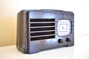 デコ ブラウン ベークライト 1941 エマーソン モデル DW-330B AM 真空管ラジオのサウンドは素晴らしく、素晴らしい状態です。
