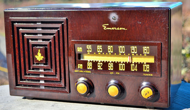 売れました！ - 2015 年 8 月 17 日 - 1949 AM/FM エマーソン モデル 659 ブラウン 渦巻き大理石ベークライト チューブ ラジオ