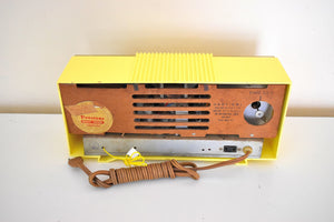 Citron Yellow Mid Century 1954 Firestone Model 4-A-127 Vacuum Tube AM Radio Cool Model Rare Color!
