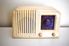 Load image into Gallery viewer, Alabaster Ivory Bakelite Post War 1940 Firestone Air Chief &quot;Diplomat&quot; Model S-7403-2 AM Vacuum Tube Radio Works Great! Excellent Condition!