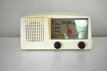 Charger l&#39;image dans la galerie, Bluetooth Ready To Go - Ivory White 1950 General Electric Model 401 AM Radio Excellent Condition Works Great!