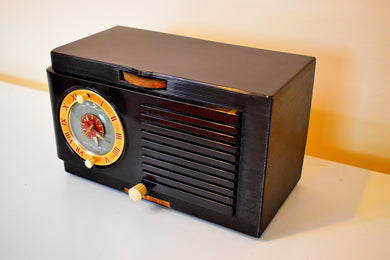Bluetooth MP3 対応 - 1952 ゼネラル エレクトリック モデル 500 AM ブラウン ベークライト真空管時計ラジオ クラシックで上品！