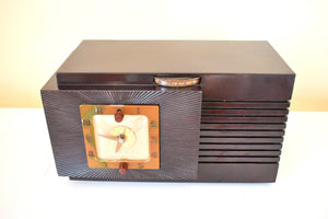 Deco Brown 1948 General Electric Telechron Model 50 Vacuum Tube AM Clock Radio Excellent Condition!
