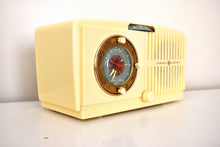 Load image into Gallery viewer, Vanilla Ivory 1951 GE General Electric Model 516F AM Vacuum Tube Clock Radio Classic Looks! Sounds Wonderful!