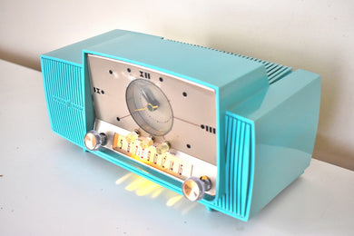 Turquoise Gem Mid Century 1959 General Electric Model 914D Vacuum Tube AM Clock Radio Beauty Sounds Fantastic Rare Desirable Color!