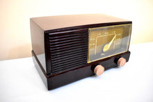 Load image into Gallery viewer, Smart Speaker Ready To Go - Caffe Brown 1950 General Electric Model 414 Vacuum Tube Radio Excellent Condition Great Sounding!