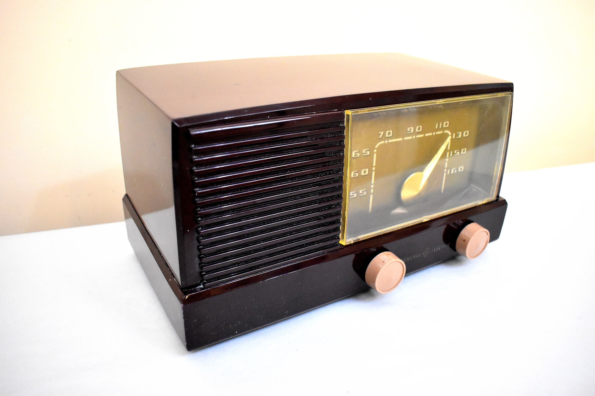 Smart Speaker Ready To Go - Caffe Brown 1950 General Electric