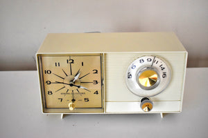 Bluetooth Ready To Go - Ivory Moderne 1959 GE General Electric Model C-403B AM Vacuum Tube Clock Radio