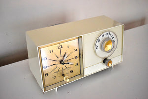 Bluetooth Ready To Go - Ivory Moderne 1959 GE General Electric Model C-403B AM Vacuum Tube Clock Radio