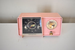 Bluetooth Ready To Go - プリムローズ ピンク 1959 GE ゼネラル エレクトリック モデル C-406B AM 真空管クロック ラジオ