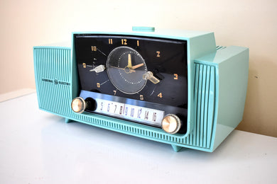 Ocean Turquoise Mid Century 1959 General Electric Model C-417C Vacuum Tube AM Clock Radio Popular Model Sounds Terrific!