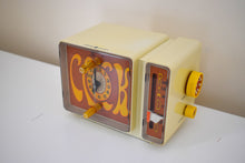 Load image into Gallery viewer, GROOVY Retro Solid State 1969 General Electric C3300A AM Clock Radio Alarm Very Brady!