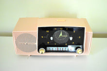 画像をギャラリービューアに読み込む, プリンセス ピンク ミッドセンチュリー 1959 ゼネラル エレクトリック モデル C-416C 真空管 AM クロック ラジオ ビューティー サウンド ファンタスティック!