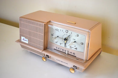 Dusty Pink 1958 General Electric Model C421A Vacuum Tube AM Clock Radio Near Mint!