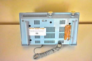 Cornflower Blue 1958 General Electric Model C421B Vacuum Tube AM Clock Radio Excellent+ Condition Sounds Great!