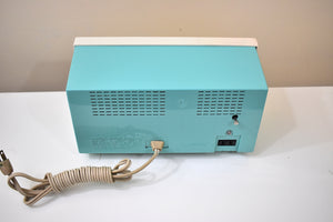 Seafoam Turquoise 1960 GE General Electric Model C-427A AM Vintage Radio Late Fifties Bells and Whistles!