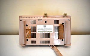 パウダー ピンク 1959-60 GE ゼネラル エレクトリック モデル C-422B AM ヴィンテージ ラジオ 素晴らしい状態です。
