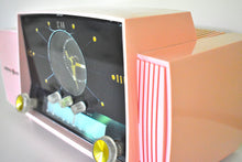 画像をギャラリービューアに読み込む, プリンセス ピンク ミッドセンチュリー 1957 ゼネラル エレクトリック モデル 913D 真空管 AM クロック ラジオ ビューティ サウンド ファンタスティック!