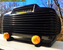 Load image into Gallery viewer, SOLD! - Mar 4, 2016 - EXTREMELY RARE Art Deco Vintage Retro Industrial Age 1950 Cromwell Model 1020 Bakelite Tube Radio Totally Restored! - [product_type} - Cromwell - Retro Radio Farm