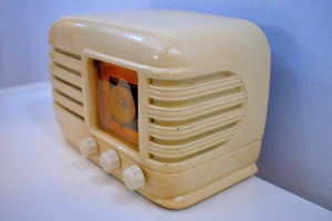 Vanilla Ivory Bakelite 1941 Crosley Model 52TE AM Shortwave Vacuum Tube Radio War Period Beauty Sounds Amazing!