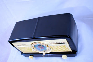 Ebony Ivory Bakelite 1950 Jewel Wakemaster Model 5057U Vacuum Tube AM Clock Radio The Master Awaketh!