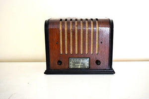 Artisan Handcrafted Wood 1936 Kadette Model 76 Vacuum Tube AM Radio Cute Little Woody! Sounds Great!