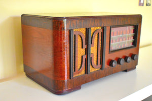 ビッグダディウッド 1939年 ラファイエット 不明モデル AM短波真空管ラジオ スーパーパフォーマー！素晴らしい形状！