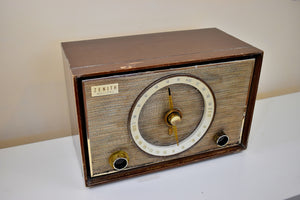 マホガニー ブラウンウッド 1951 ゼニス モデル 8C01-8C02 AM/FM 真空管ラジオのサウンドは素晴らしい!