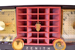 Auburn Brown and Maroon Mid Century 1955 Zenith Model R623R AM Tube Radio Sleek and Sweet Sounds Great!