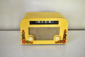 Sunflower Yellow Country Cottage 1940 Motorola 55x15 Tube AM Radio Original Factory Decals Such A Quaint Design!