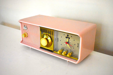 Marilyn Pink Mid Century 1956 Motorola 57CC2 Tube AM Clock Radio She's A Doll!