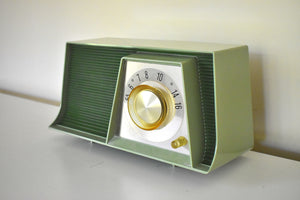 アボカドグリーン ミッドセンチュリー 1962年 モトローラモデル A17G3 真空管AMラジオ クールモデル 希少カラー！