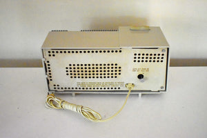 Hunter Green and Beige Ivory 1962 Motorola C11S Clock Radio Vacuum Tube AM Clock Radio Excellent Plus Condition and Sounds Fantastic!