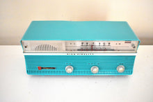 Charger l&#39;image dans la galerie, Seafoam Green 1963 Olympic Model AFM-16 Vacuum Tube AM FM Radio Beauty and Sounds Great!