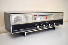 Load image into Gallery viewer, Kanji Black and White Late Fifties Early Sixties Onkyo Model FM-820UH Vacuum Tube AM FM Shortwave Radio Rare Beauty Sounds Great Mint Condition!