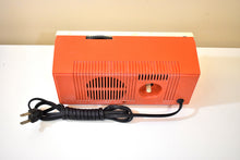 Charger l&#39;image dans la galerie, Clementine Orange 70s Wards Model 2411 Solid State AM Clock Radio Sounds and Looks Great!